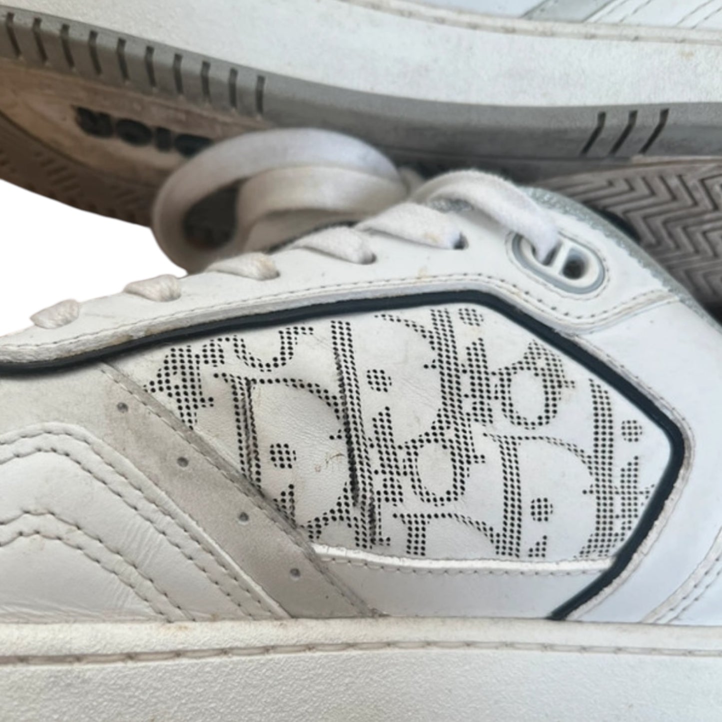 Basket Dior T43