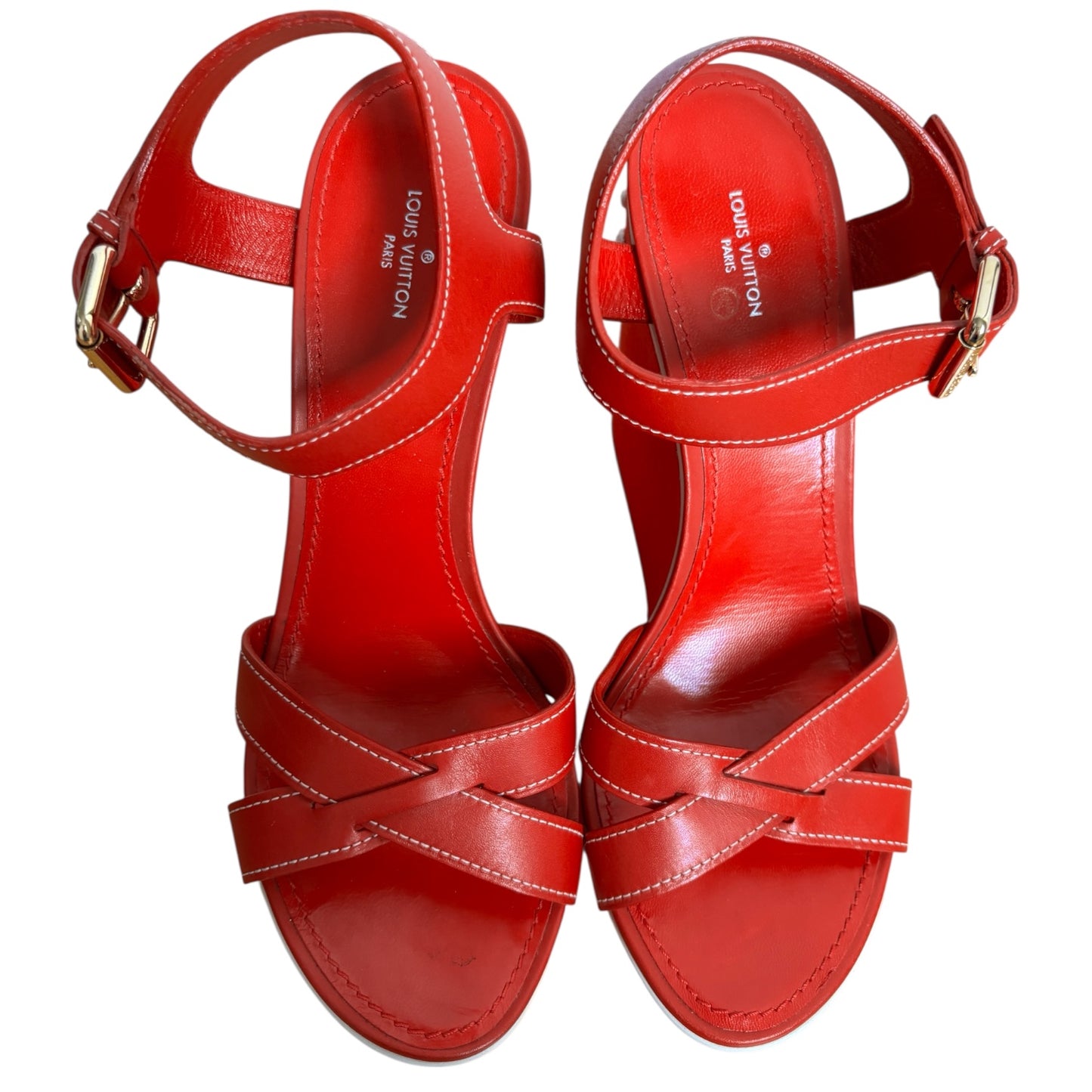 Sandales Vuitton t 39,5