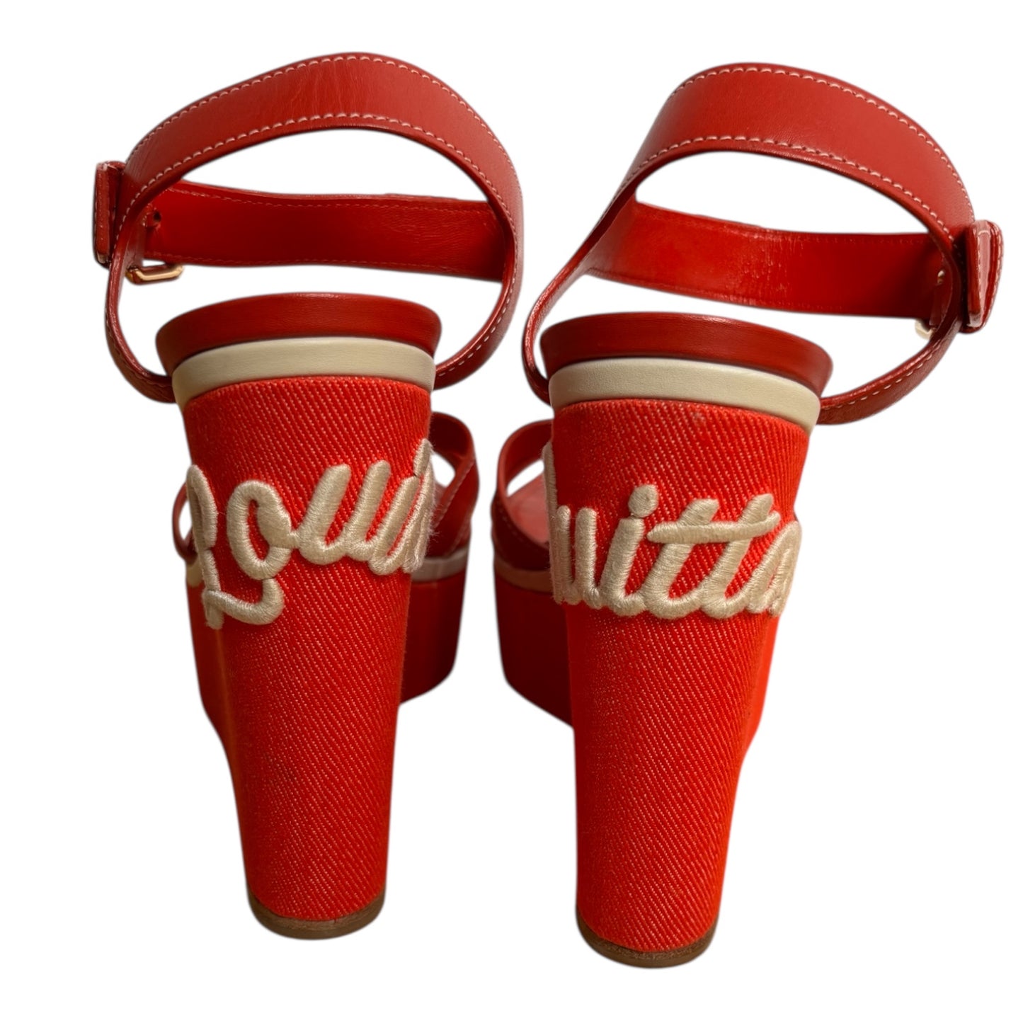 Sandales Vuitton t 39,5